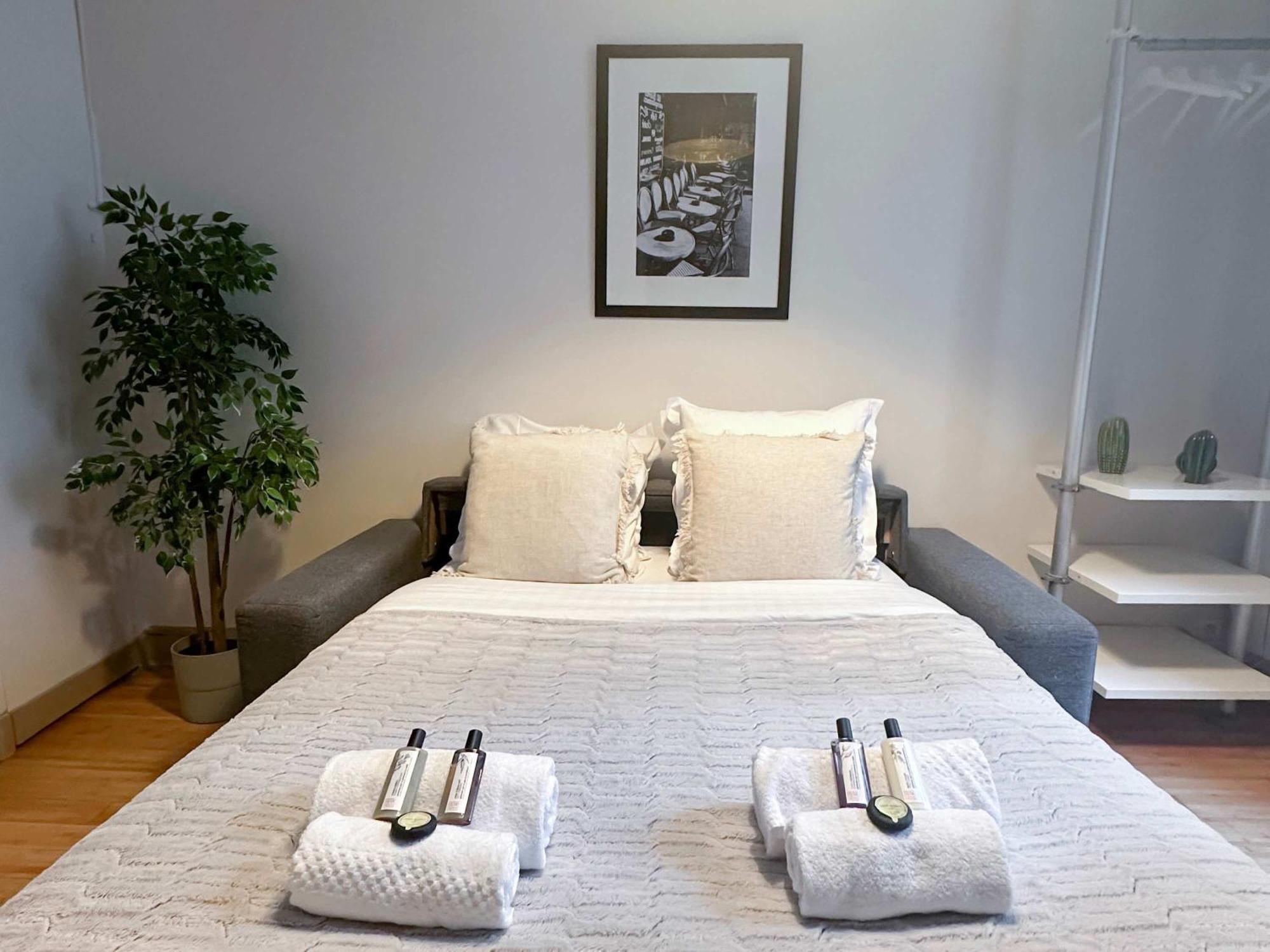Appartement Renovated Champs-Elysees Retreat à Paris Extérieur photo